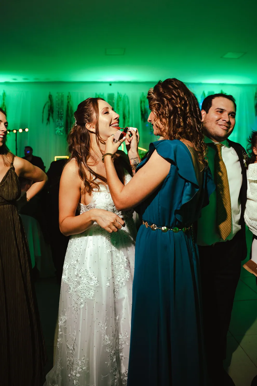 Maquillaje de fiesta HD en un evento