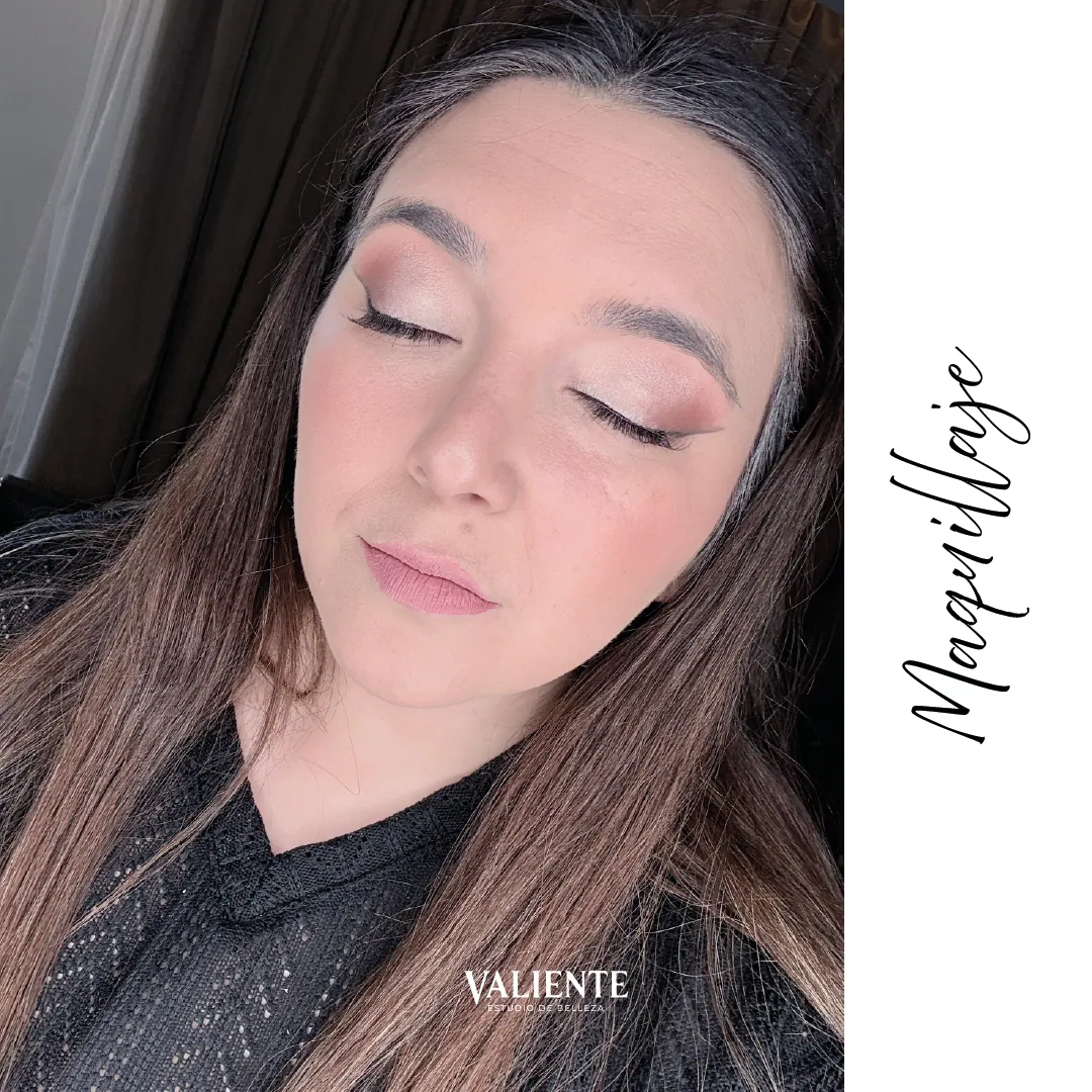 Maquillaje sencillo en Valiente Estudio de Belleza